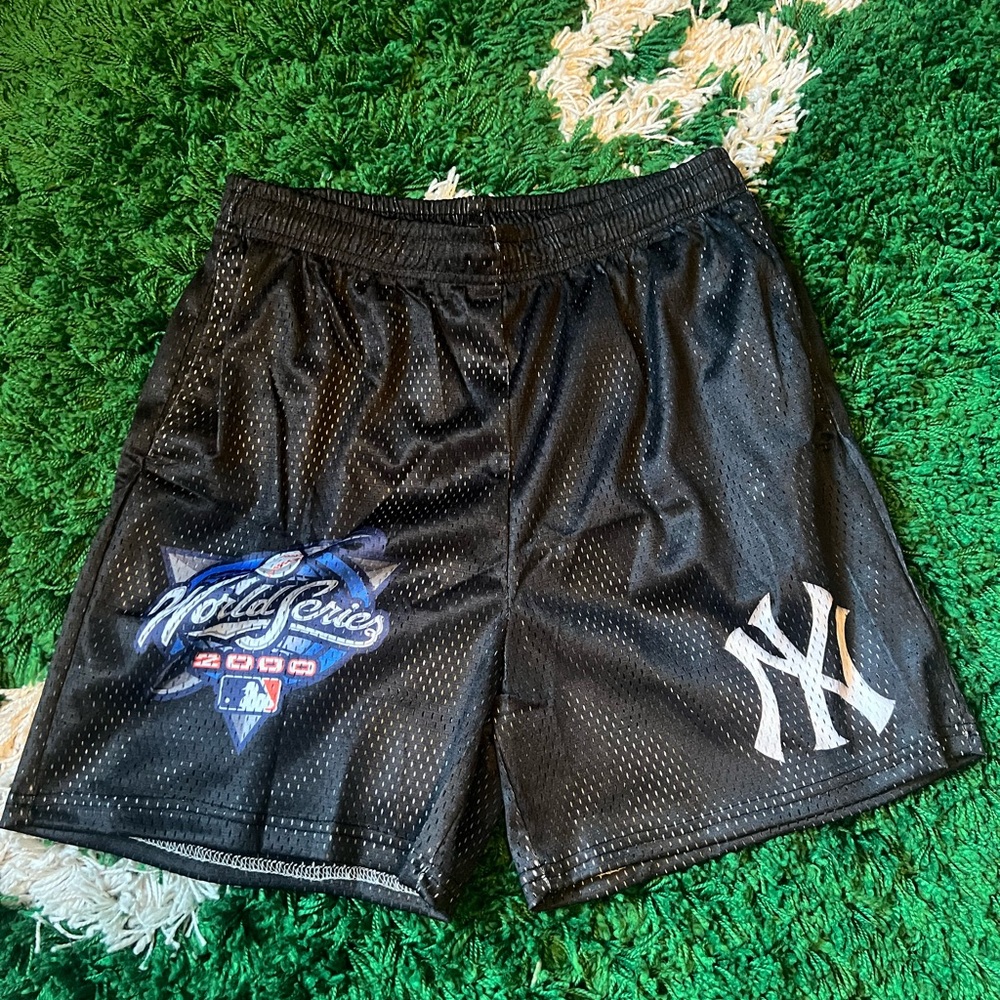 Gallery Threads Black Mesh Shorts Brand New